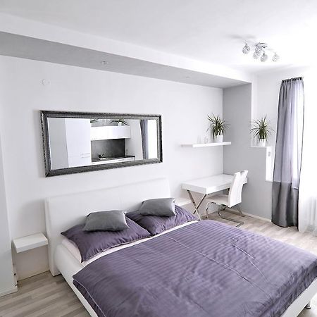 Avax Apartment Liberec Kültér fotó