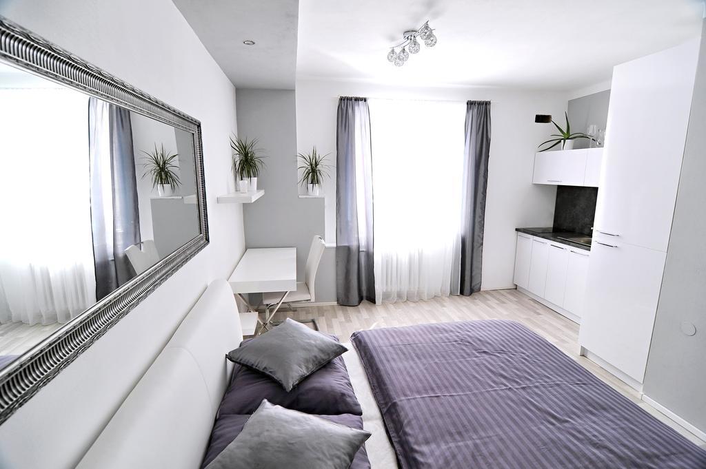 Avax Apartment Liberec Kültér fotó